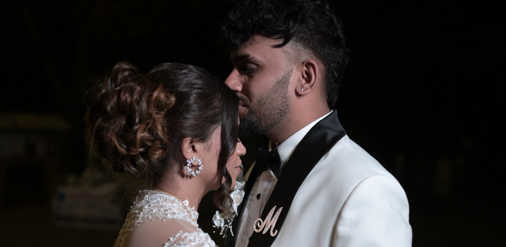 weddinga4dk7rq8packages