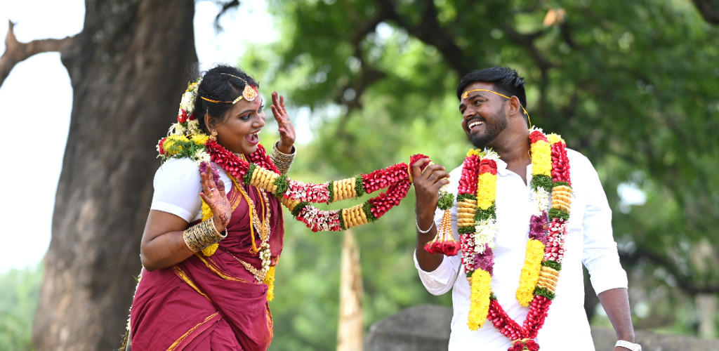 traditional-photographtywoovnjlkpackages